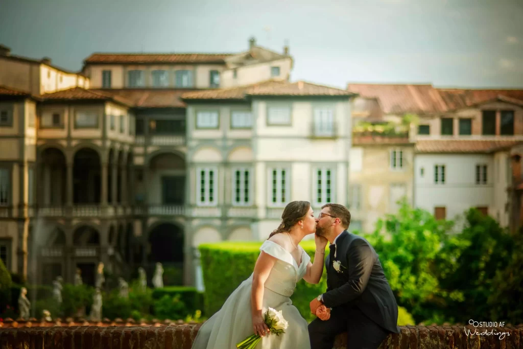 Bacio matrimonio Villa